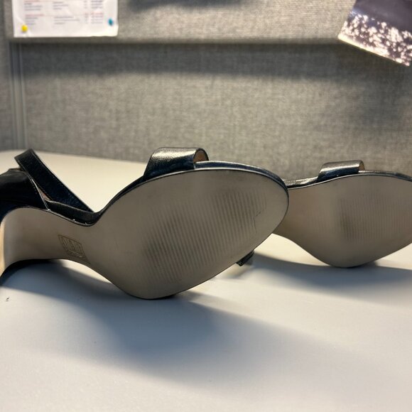 Heeled sandals - Picture 3 of 3